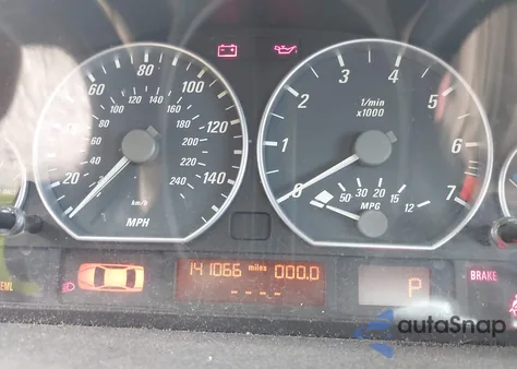 2004 BMW 330Ci из США, поврежденный, VIN WBABW53414PL43901